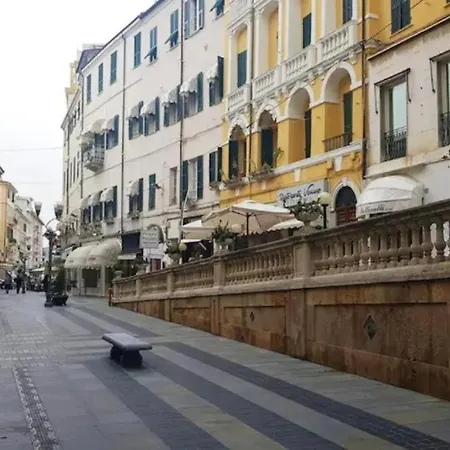 Casa Rosa Lucia Con Parcheggio Lägenhet Sanremo