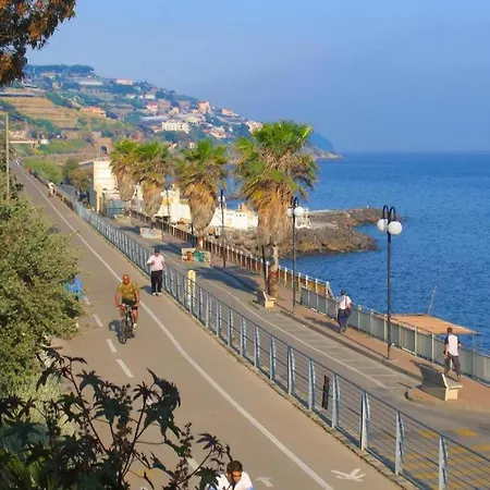 Lägenhet Casa Rosa Lucia Con Parcheggio Sanremo