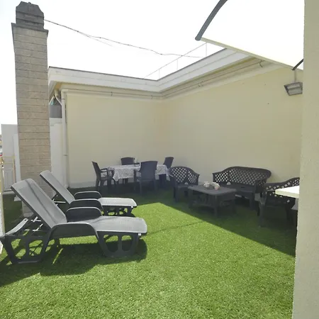 Casa Rosa Lucia Con Parcheggio * סנרמו